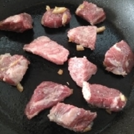 煮込み用牛肉で サイコロステーキ レシピ 作り方 By Asa 楽天レシピ